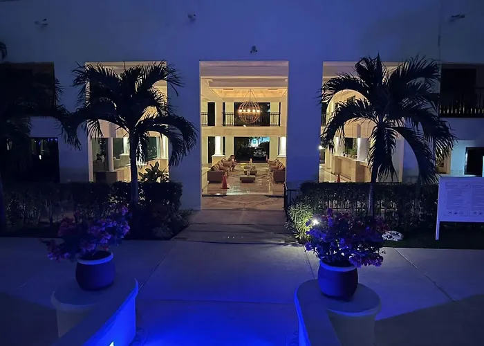 Luxury Oasis In Playacar - Tropical Pool * Playa del Carmen